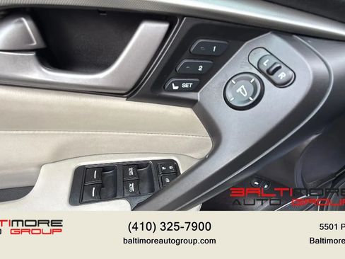 Used 2010 Acura TL SH-AWD image 27
