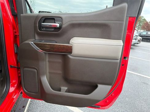 Used 2021 GMC Sierra 1500 SLE image 16