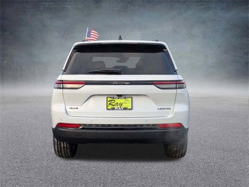 New 2025 Jeep Grand Cherokee Limited image 5