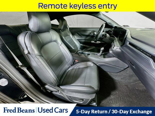 Used 2025 Ford Mustang GT Premium RWD image 28