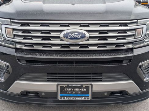 Used 2018 Ford Expedition Max Limited image 9