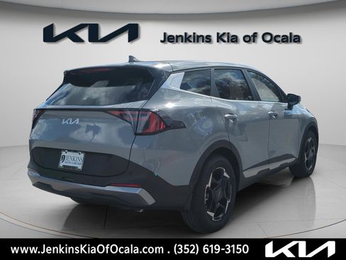 New 2026 Kia Sportage EX image 3