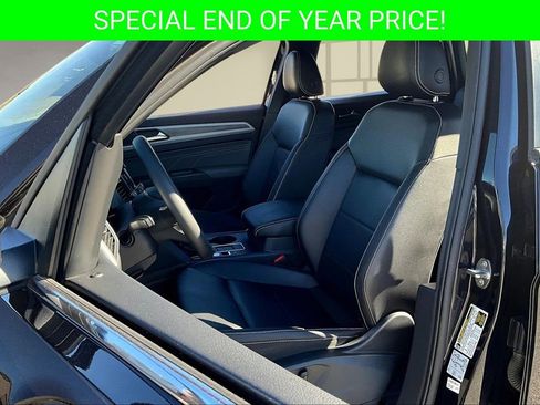 Used 2021 Volkswagen Atlas Cross Sport SE image 21