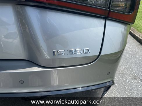 Used 2022 Lexus IS 350 F Sport w/ Navigation Package image 11