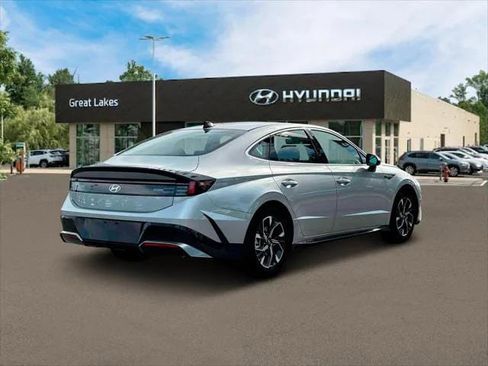 New 2025 Hyundai Sonata SEL FWD image 7