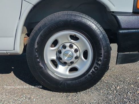 Used 2020 Chevrolet Express 3500 image 12