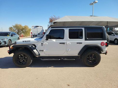 Used 2021 Jeep Wrangler Unlimited Sport image 3