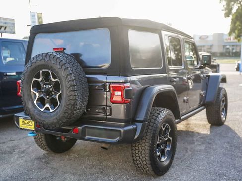Used 2021 Jeep Wrangler Unlimited Rubicon 4xe AWD/4WD image 9