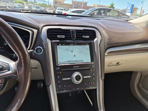 Used 2017 Ford Fusion Energi Titanium FWD image 28