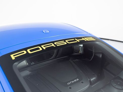 Certified 2025 Porsche 718 Cayman GT4 RS RWD image 50