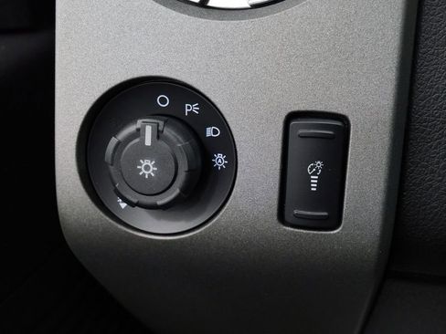 Used 2011 Ford F450 Lariat w/ Lariat Ultimate Pkg AWD/4WD image 27