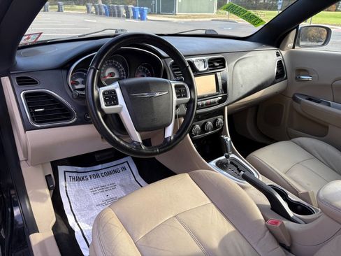 Used 2012 Chrysler 200 Limited image 14
