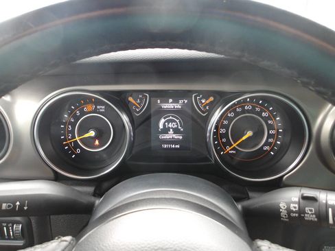 Used 2020 Jeep Wrangler Unlimited Sport S image 10