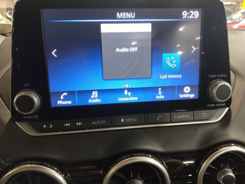 Used 2024 Nissan Sentra SV FWD image 25