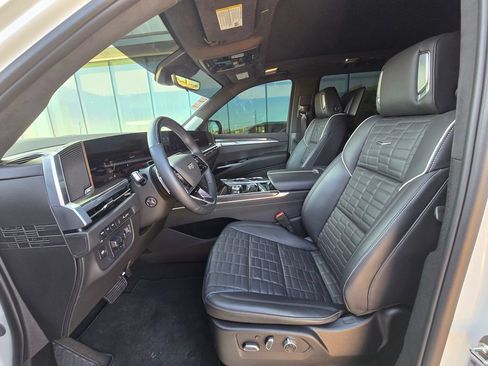 Used 2025 Cadillac Escalade V w/ LPO, Floor Liner Package AWD/4WD image 14