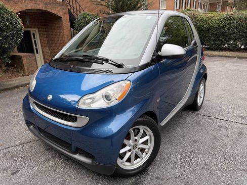 Used 2010 smart fortwo passion image 1