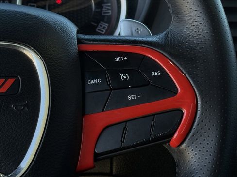 Used 2019 Dodge Challenger R/T image 14