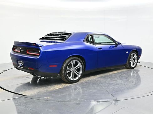 Used 2021 Dodge Challenger R/T image 5