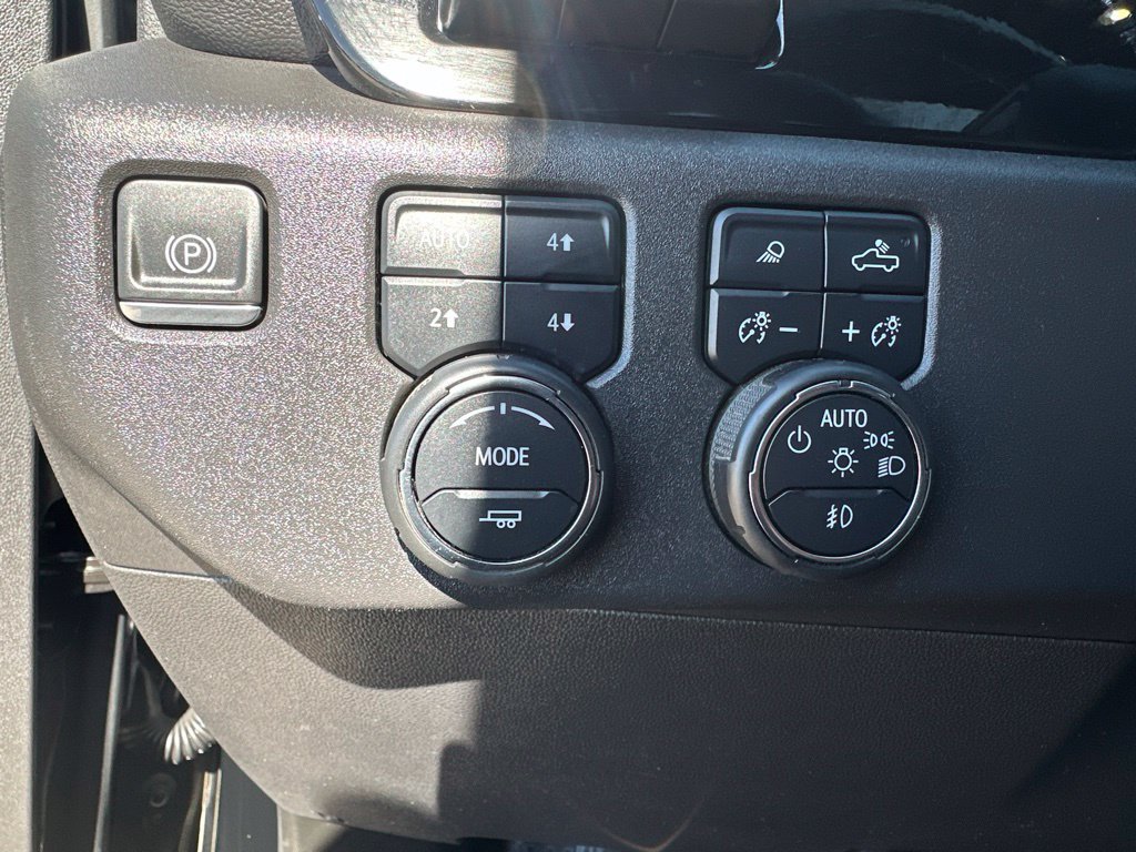 Certified 2024 Chevrolet Silverado 1500 ZR2 w/ Technology Package AWD/4WD image 13