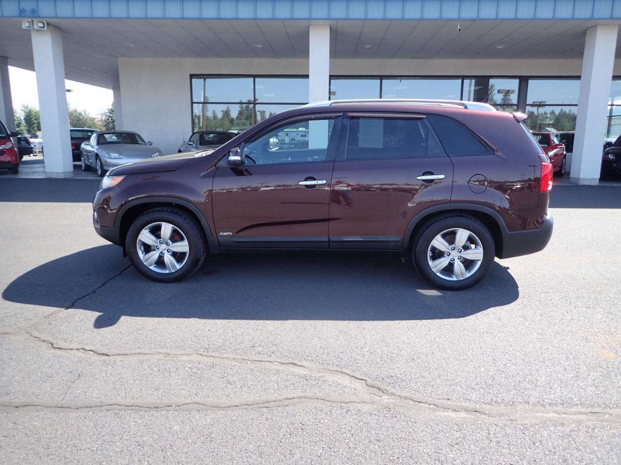 Used 2012 Kia Sorento EX w/ Premium Plus Pkg AWD/4WD image 2