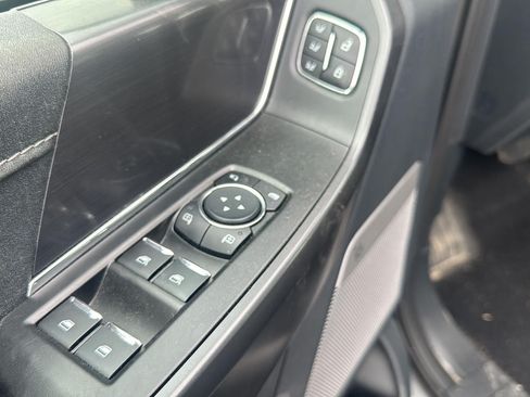 Used 2025 Ford F150 Lariat AWD/4WD image 11