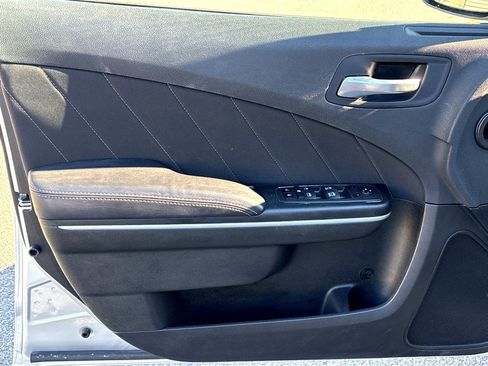 Used 2023 Dodge Charger SXT image 19