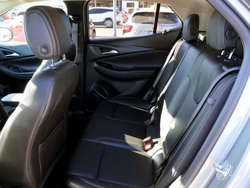 Used 2024 Buick Encore GX Sport Touring image 17