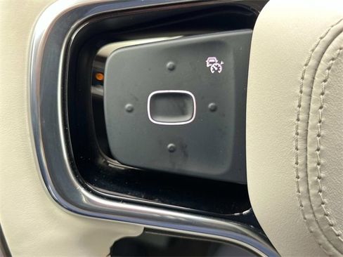 Used 2024 Lincoln Nautilus Black Label w/ Jet Appearance Package (87T) image 33