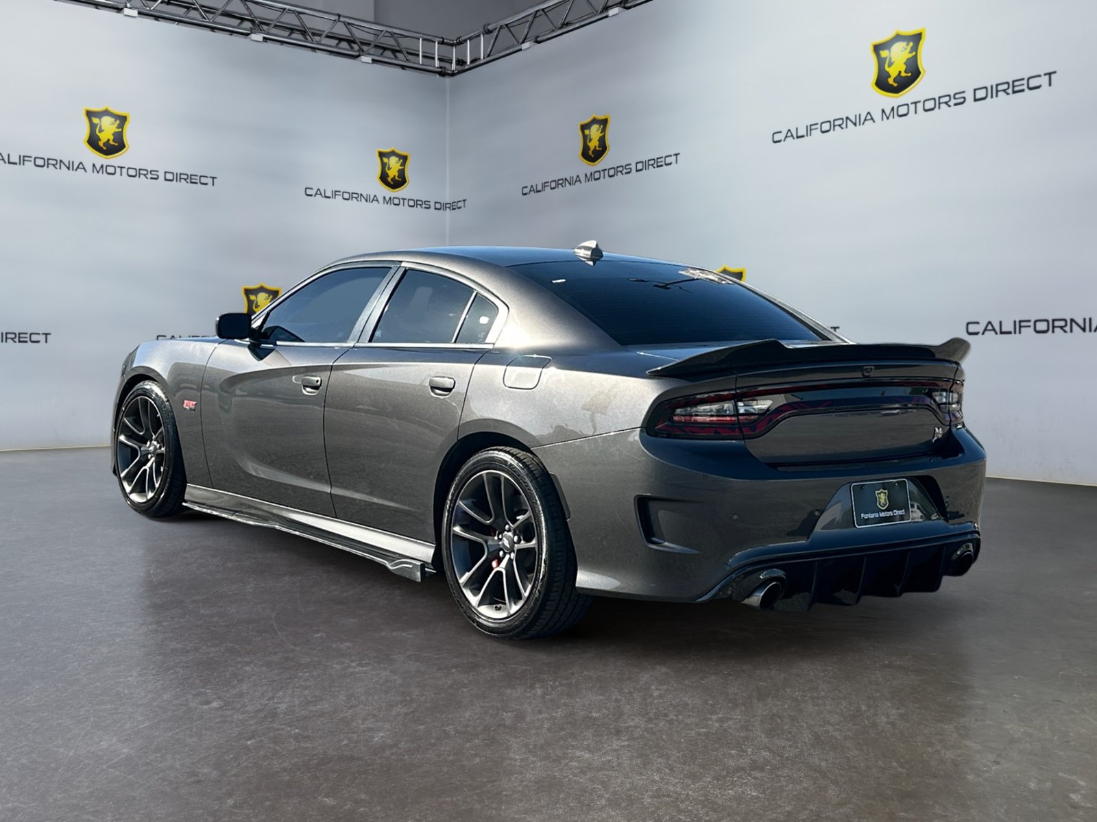 Used 2021 Dodge Charger Scat Pack w/ Navigation & Travel Group RWD image 3