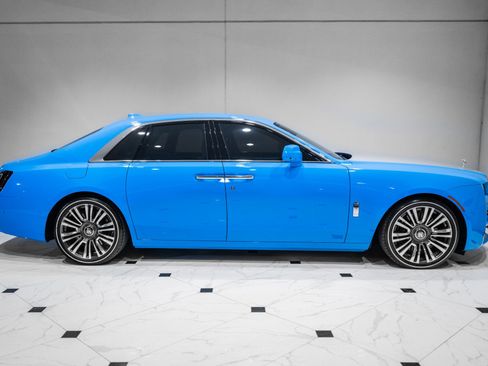Used 2023 Rolls-Royce Ghost image 6