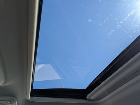 Used 2018 Subaru Crosstrek 2.0i Limited image 4