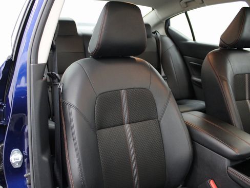 Used 2024 Nissan Altima 2.5 SR image 29