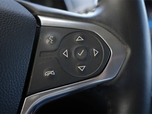 Used 2021 Chevrolet Traverse LT w/ LT Premium Package image 14