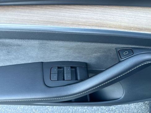 Used 2022 Tesla Model 3 Long Range image 7