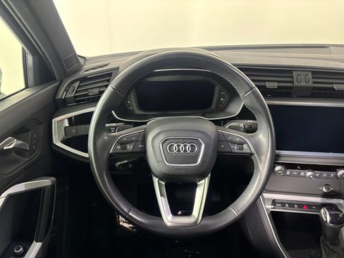 Used 2022 Audi Q3 2.0T Premium AWD/4WD image 14