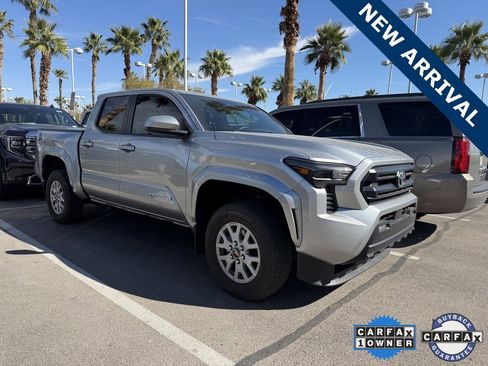 Used 2024 Toyota Tacoma SR5 image 2