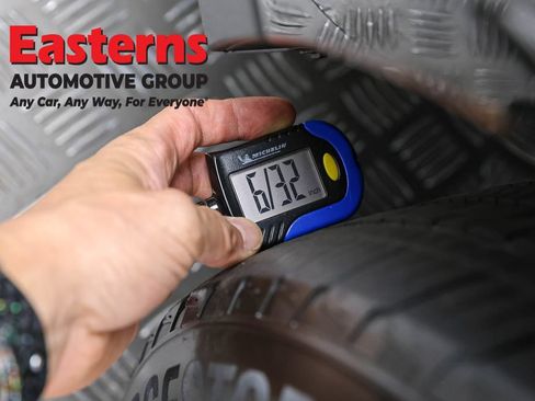 Used 2025 Ford Mustang Mach-E Premium AWD/4WD image 28