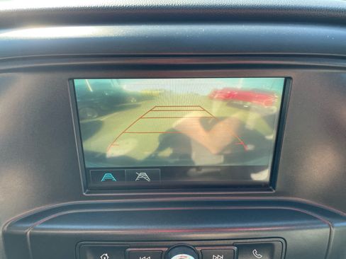 Used 2019 Chevrolet Silverado 2500 W/T AWD/4WD image 3