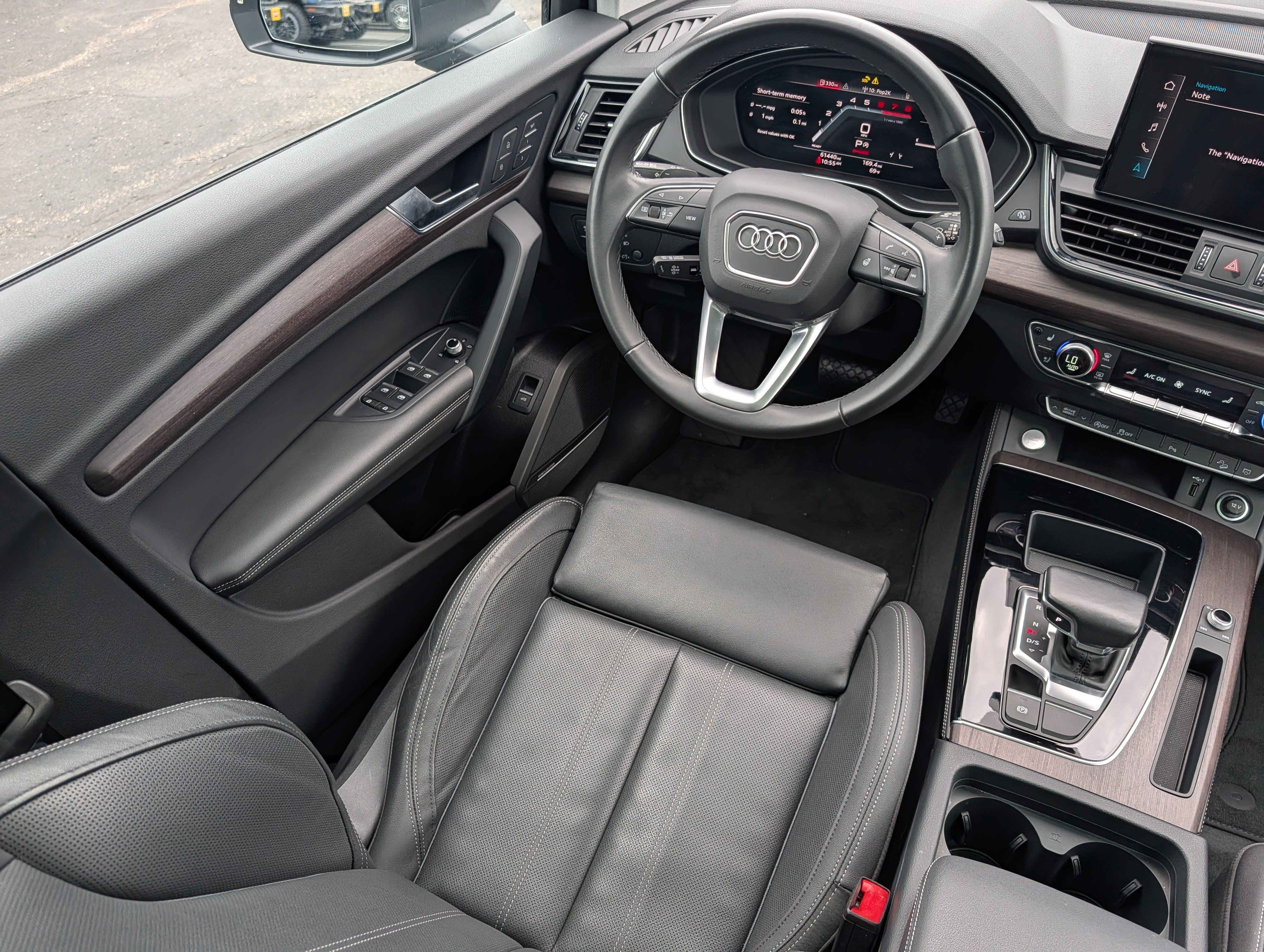 Used 2023 Audi Q5 2.0T Premium Plus w/ Premium Plus Package AWD/4WD image 10