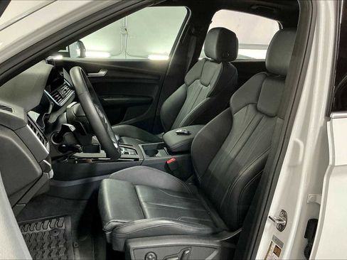 Certified 2025 Audi Q5 2.0T Premium image 27