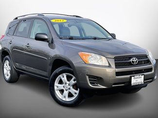 Used 2012 Toyota RAV4 4WD video 1