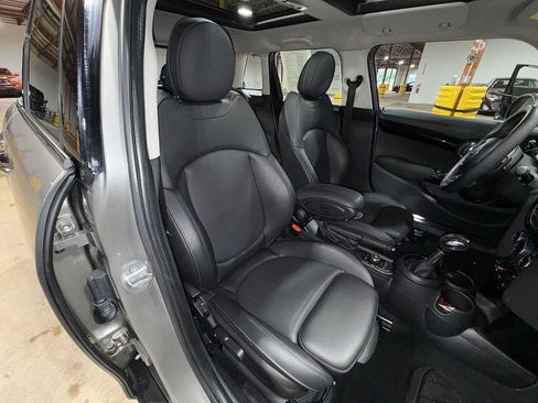 Used 2019 MINI Cooper S FWD image 15