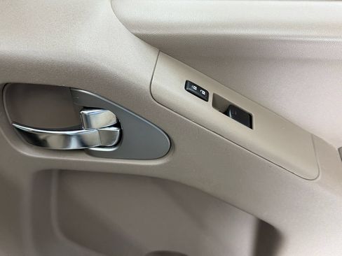 Used 2017 Nissan Frontier SV RWD image 22