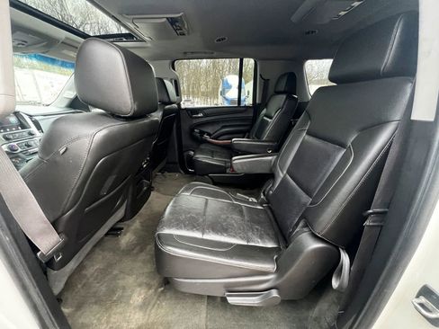 Used 2015 Chevrolet Suburban LTZ image 10