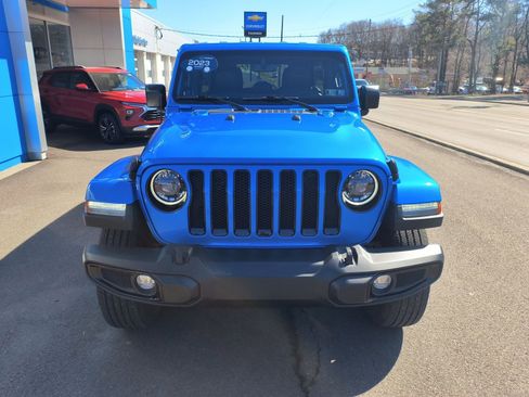 Used 2023 Jeep Wrangler Unlimited Sahara image 3
