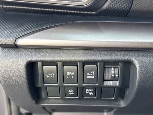 Used 2022 Subaru Forester Premium image 31