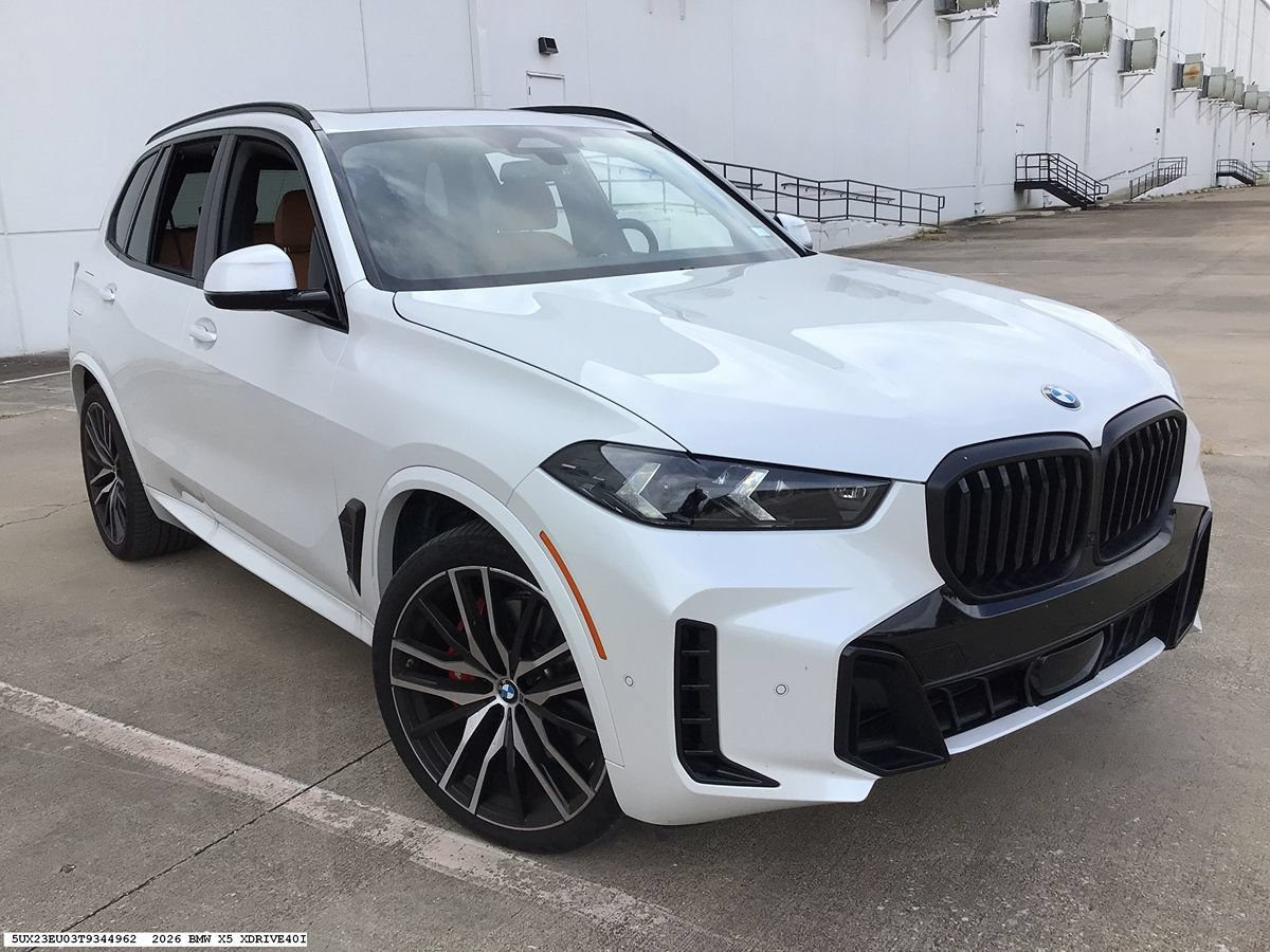 Used 2026 BMW X5 xDrive40i w/ M Sport Package AWD/4WD image 4