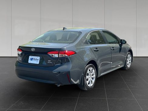 Used 2026 Toyota Corolla LE FWD image 5