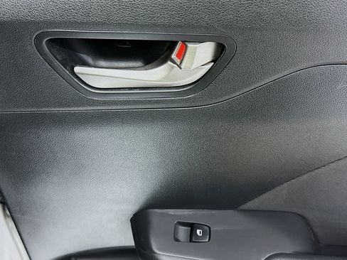 Used 2021 Hyundai Accent SE image 29