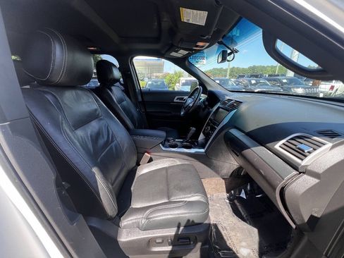 Used 2014 Ford Explorer Sport w/ Equipment Group 401A AWD/4WD image 14
